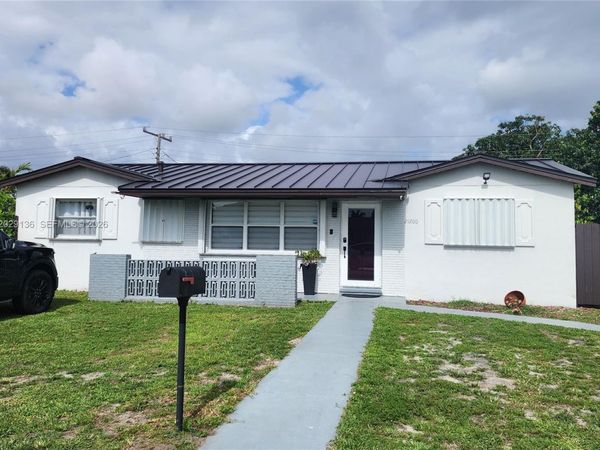 21200 NW 29th Ave , Miami Gardens, FL 33056