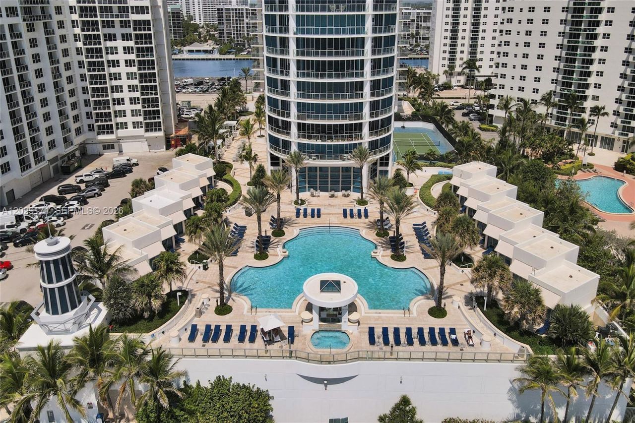 3101 S Ocean Dr, Unit 2208, Hollywood, FL 33019 Photo