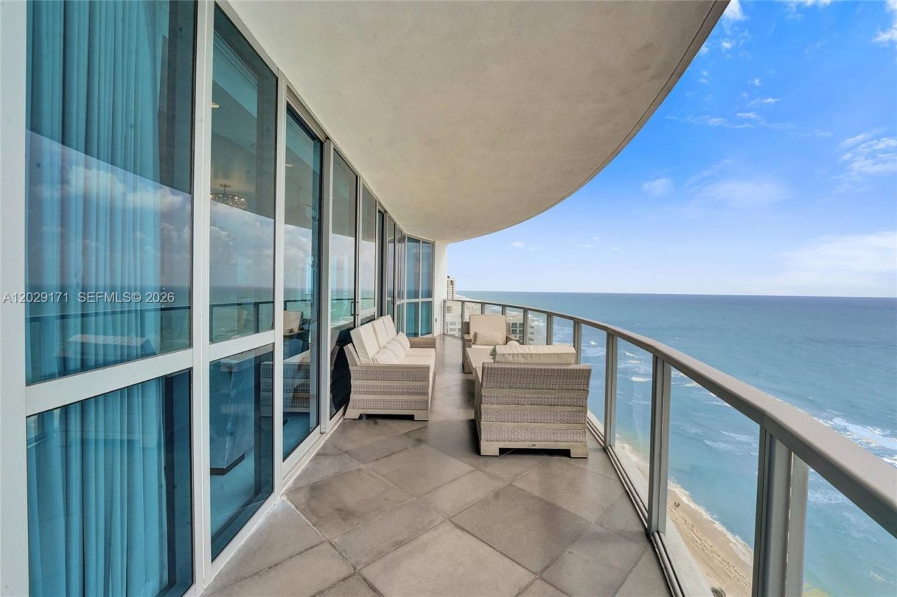 3101 S Ocean Dr, Unit 2208, Hollywood, FL 33019 Photo