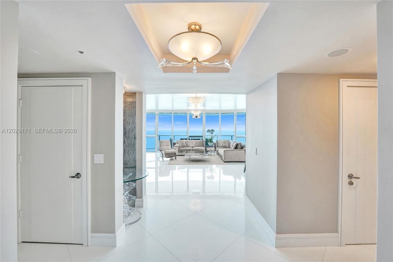 3101 S Ocean Dr, Unit 2208, Hollywood, FL 33019 Photo