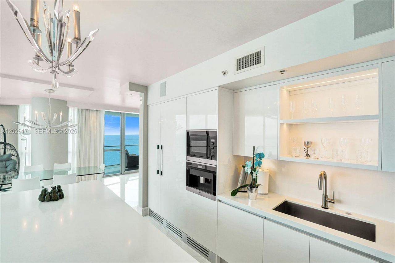3101 S Ocean Dr, Unit 2208, Hollywood, FL 33019 Photo