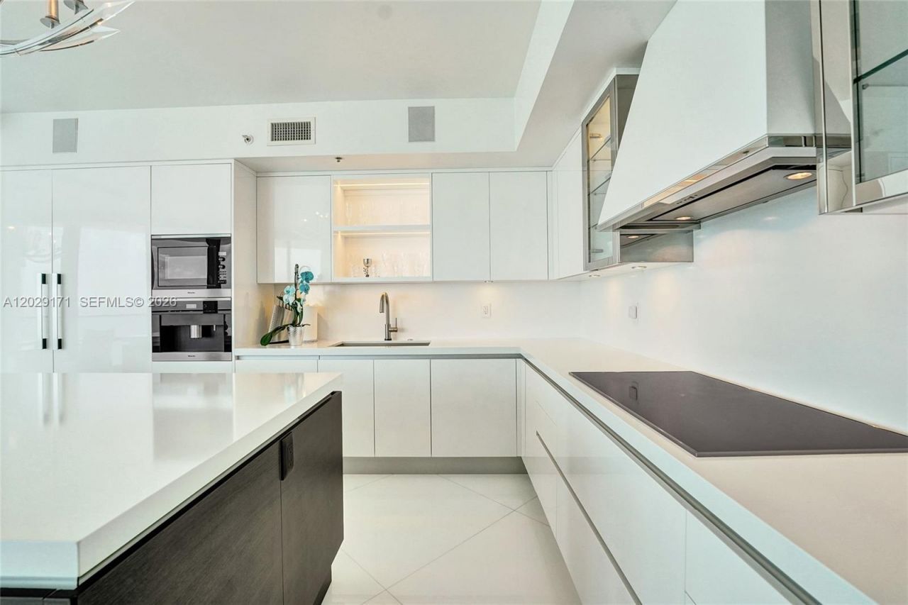 3101 S Ocean Dr, Unit 2208, Hollywood, FL 33019 Photo
