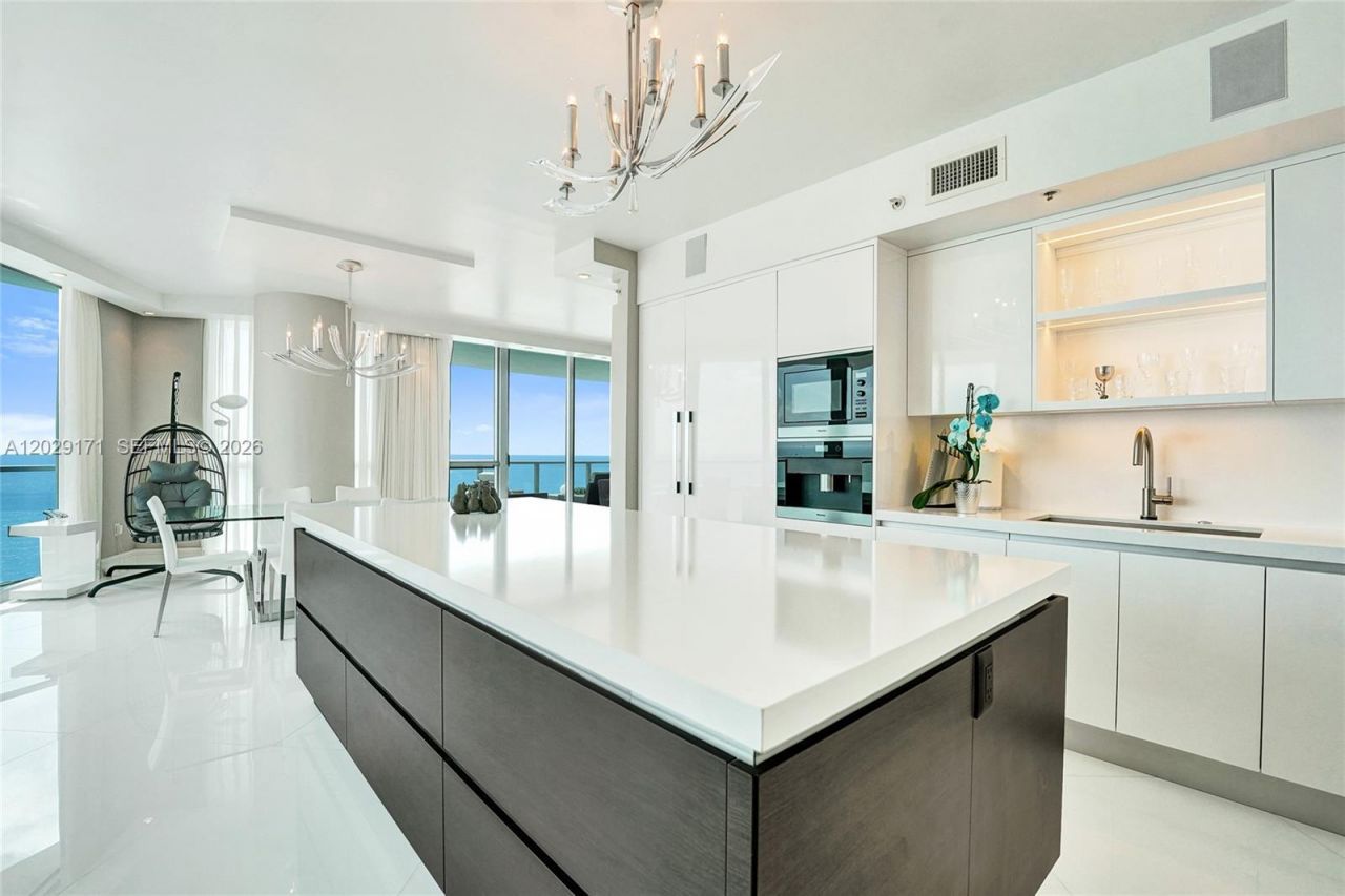 3101 S Ocean Dr, Unit 2208, Hollywood, FL 33019 Photo