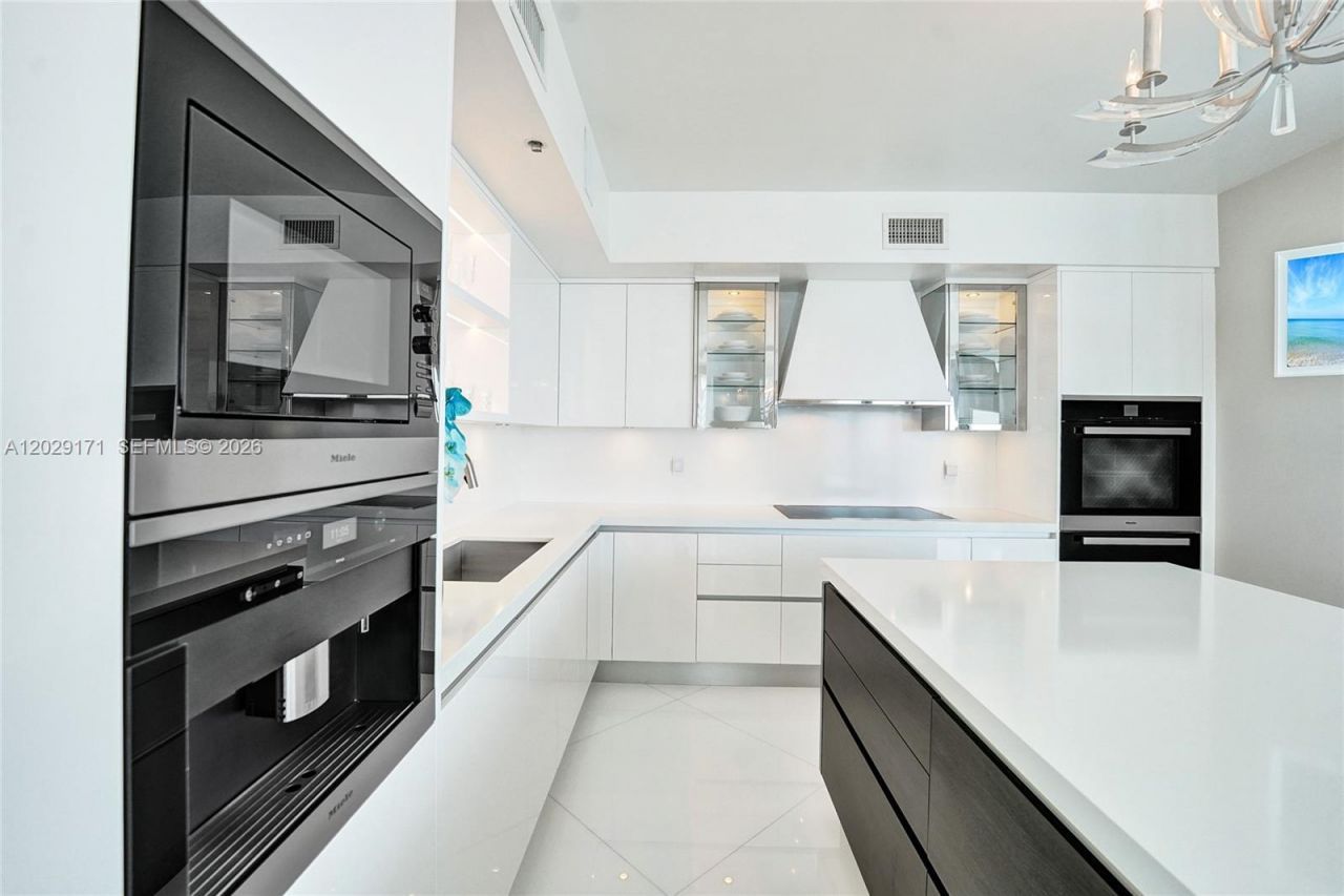 3101 S Ocean Dr, Unit 2208, Hollywood, FL 33019 Photo