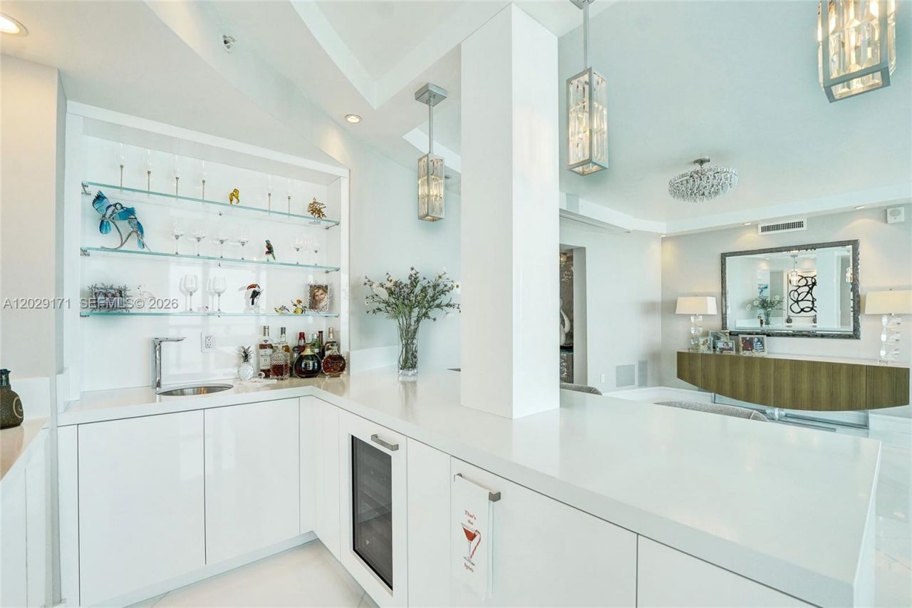 3101 S Ocean Dr, Unit 2208, Hollywood, FL 33019 Photo