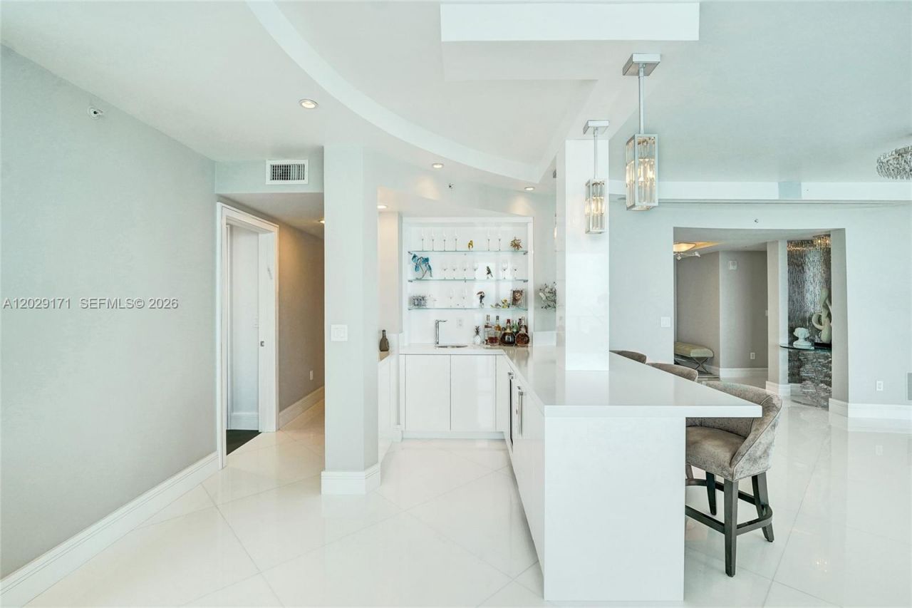 3101 S Ocean Dr, Unit 2208, Hollywood, FL 33019 Photo