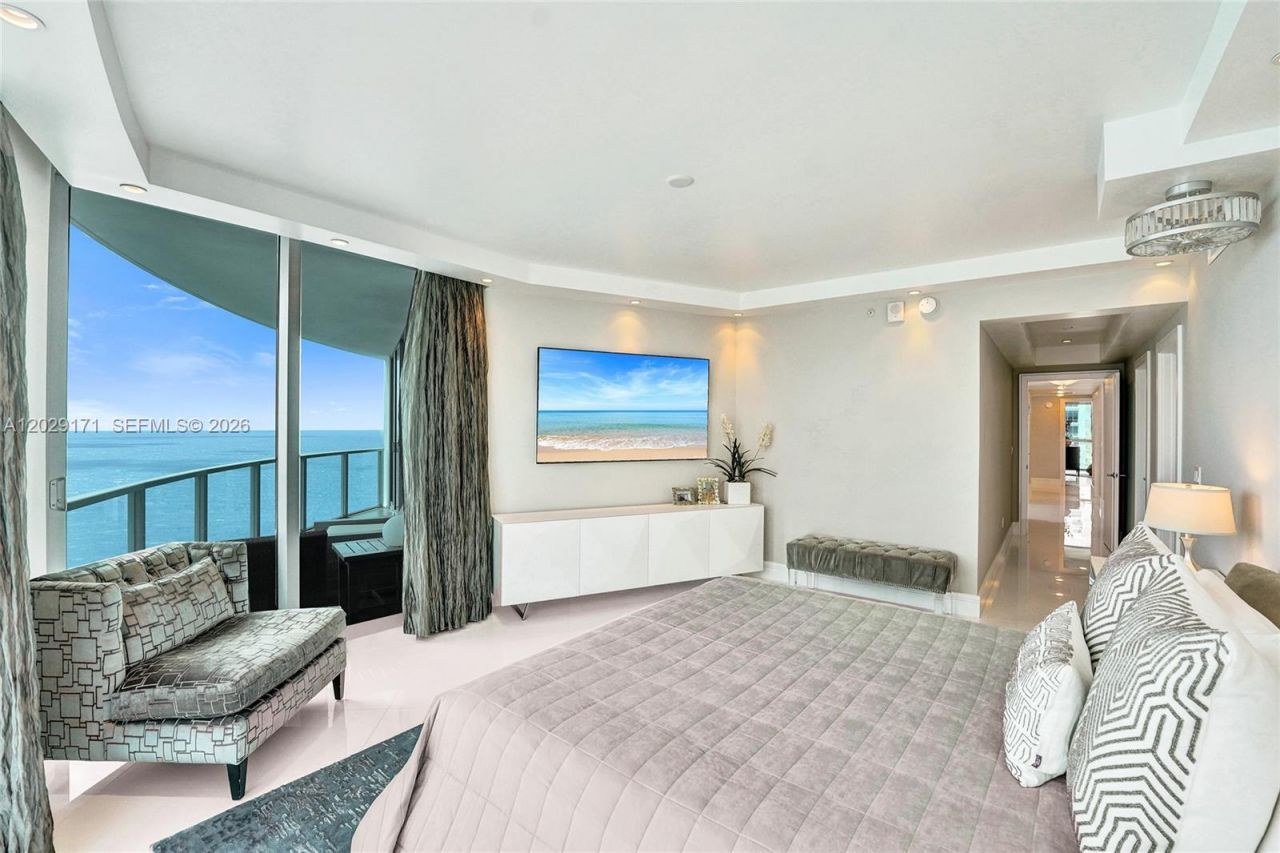 3101 S Ocean Dr, Unit 2208, Hollywood, FL 33019 Photo