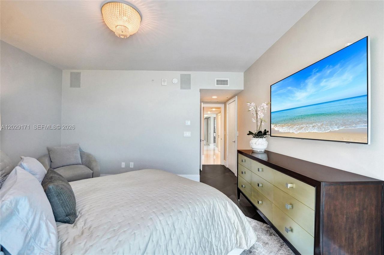 3101 S Ocean Dr, Unit 2208, Hollywood, FL 33019 Photo