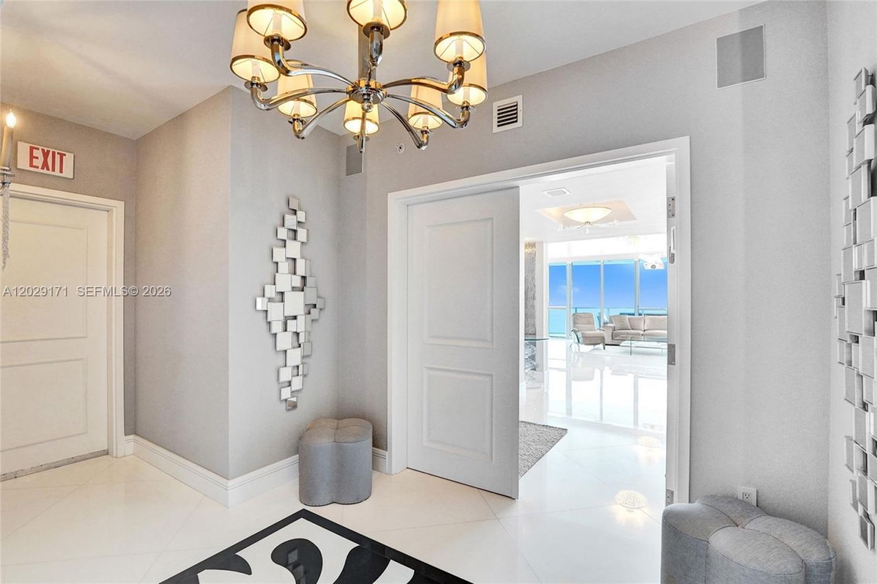 3101 S Ocean Dr, Unit 2208, Hollywood, FL 33019 Photo