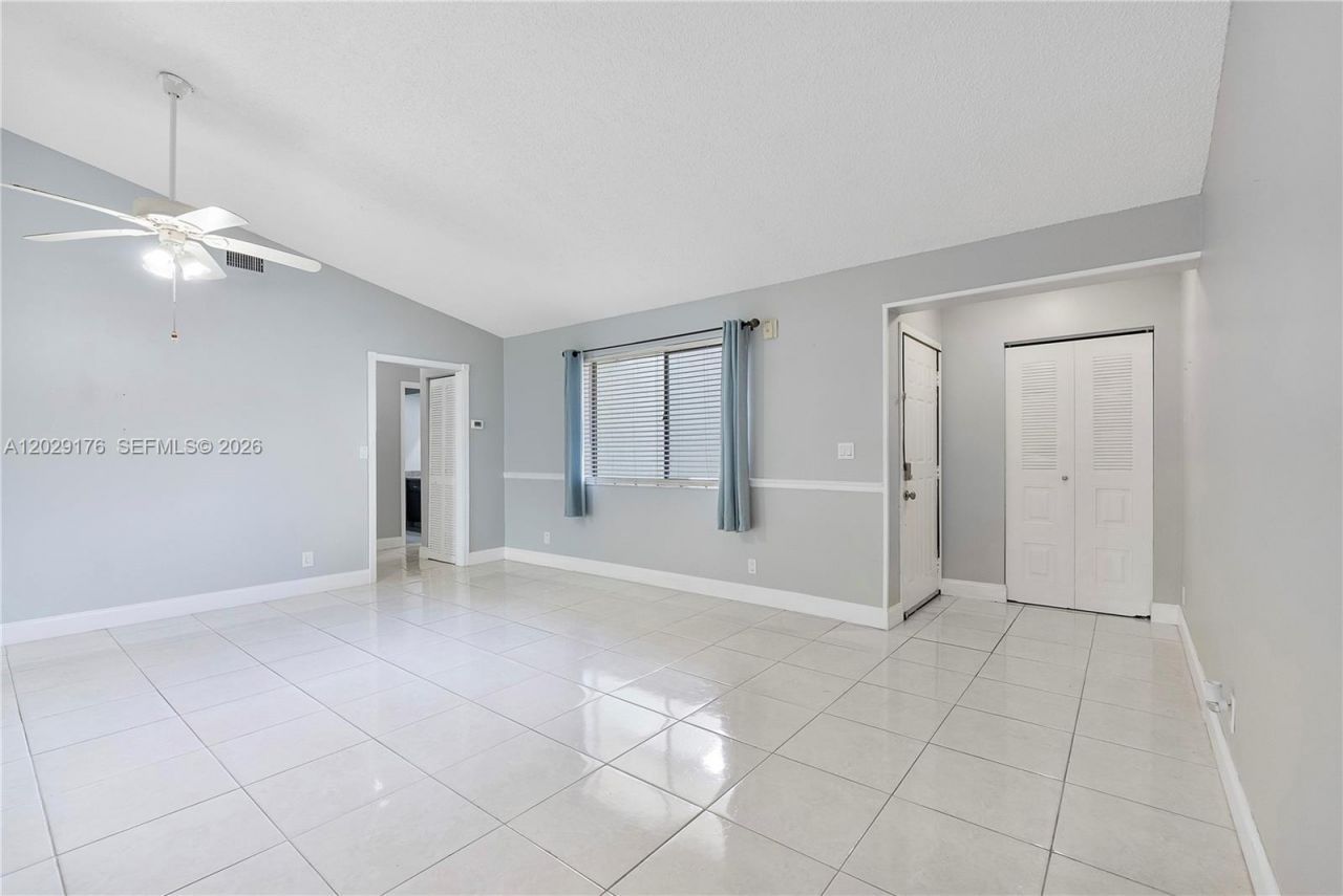 9518 SW 1st Court , Unit 21-S, Coral Springs, FL 33071 Photo