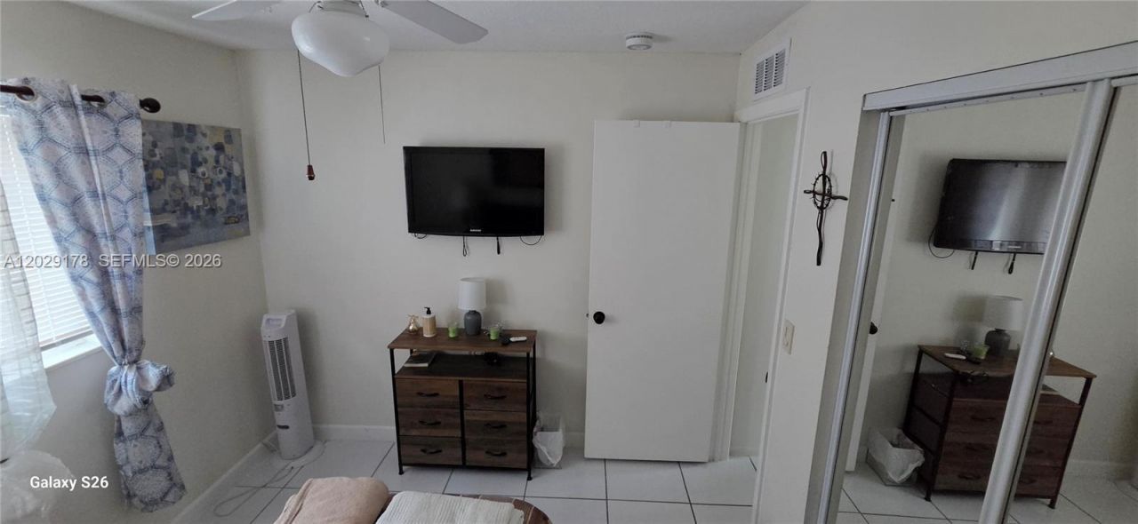 7715 SW 9th St, North Lauderdale, FL 33068 Photo