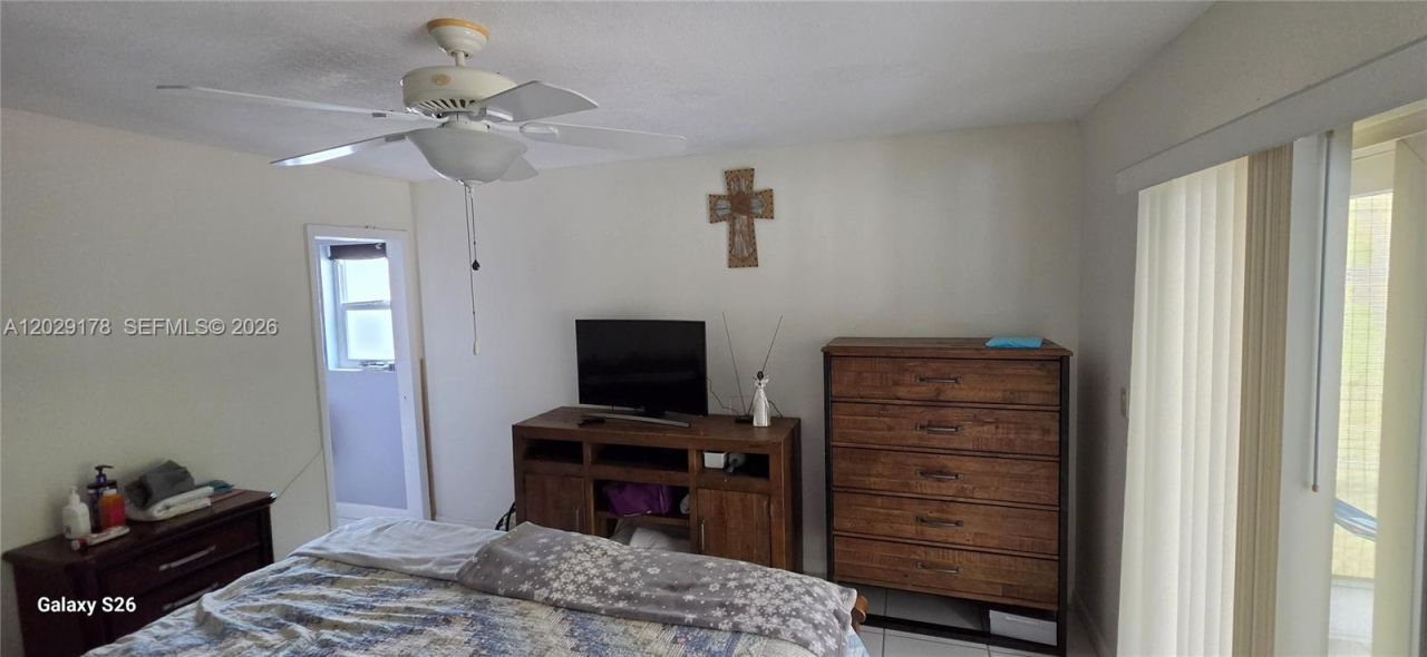 7715 SW 9th St, North Lauderdale, FL 33068 Photo