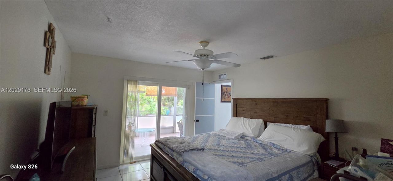 7715 SW 9th St, North Lauderdale, FL 33068 Photo