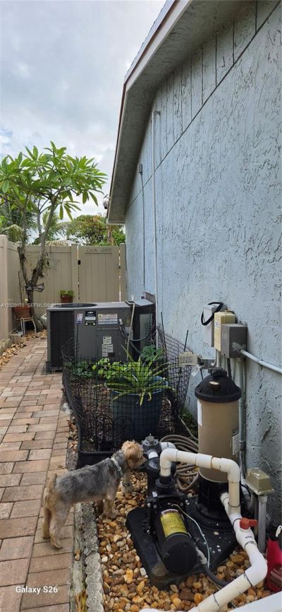 7715 SW 9th St, North Lauderdale, FL 33068 Photo