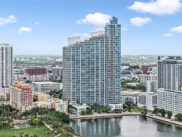 2020 N Bayshore Dr , Unit 2603, Miami, FL 33137