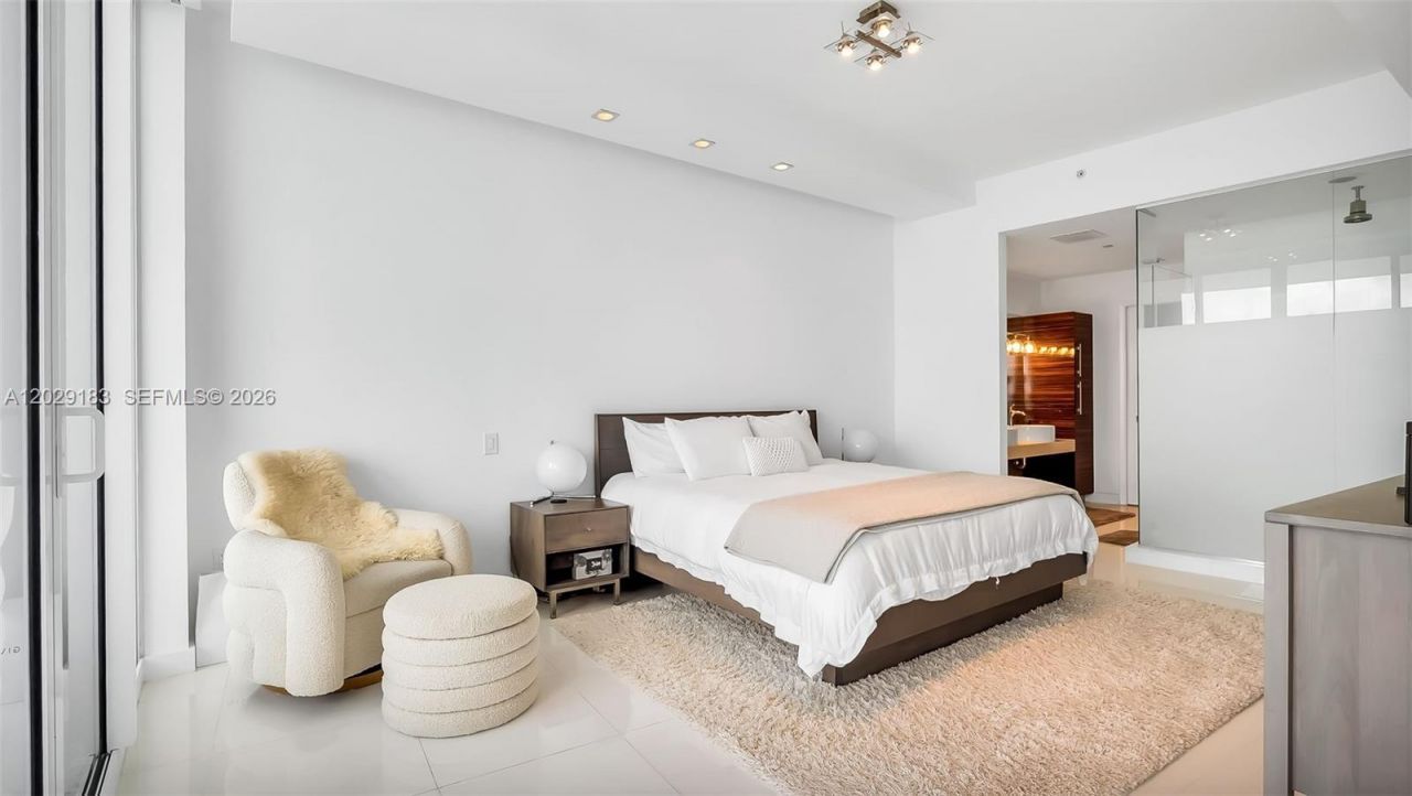 2020 N Bayshore Dr , Unit 2603, Miami, FL 33137 Photo