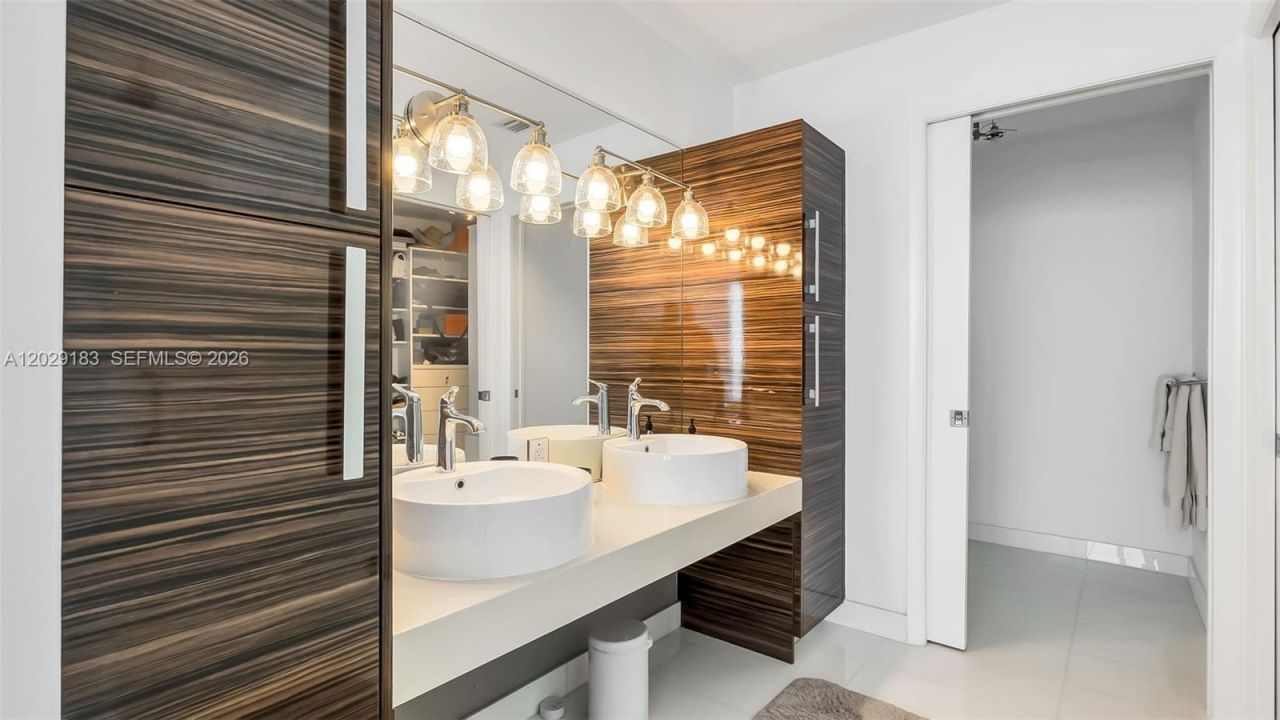 2020 N Bayshore Dr , Unit 2603, Miami, FL 33137 Photo