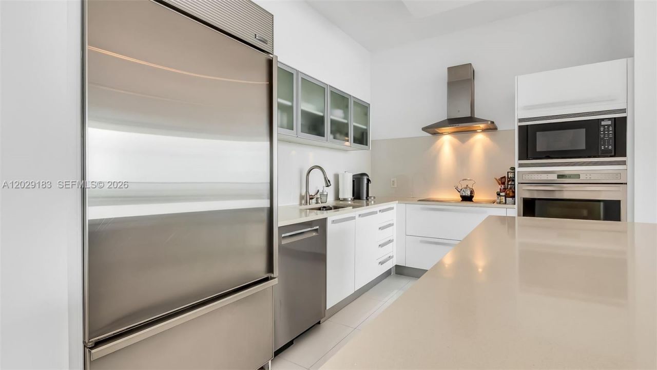 2020 N Bayshore Dr , Unit 2603, Miami, FL 33137 Photo