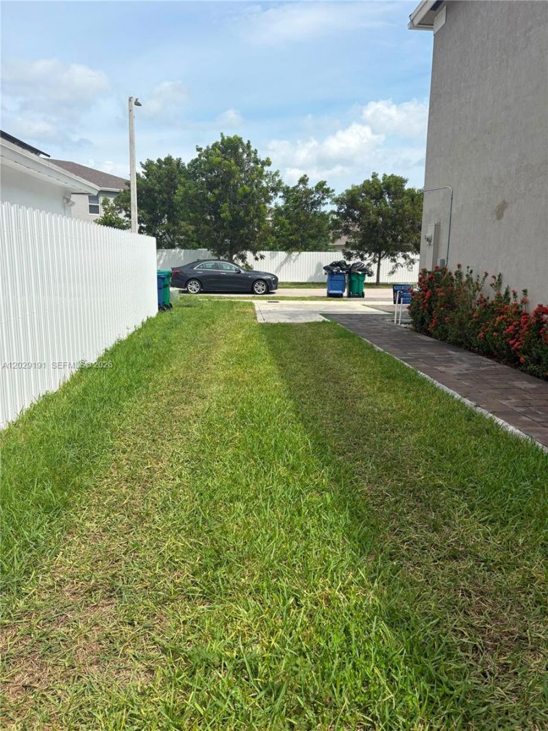 26964 SW 132nd Ct Rd, Homestead, FL 33032 Photo