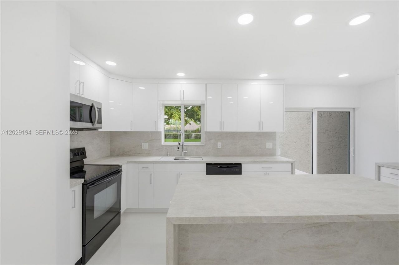 22384 Thousand Pines Ln , Boca Raton, FL 33428 Photo