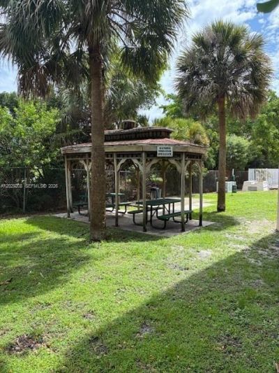 7075 NW 186th St, Unit C507, Hialeah, FL 33015 Photo