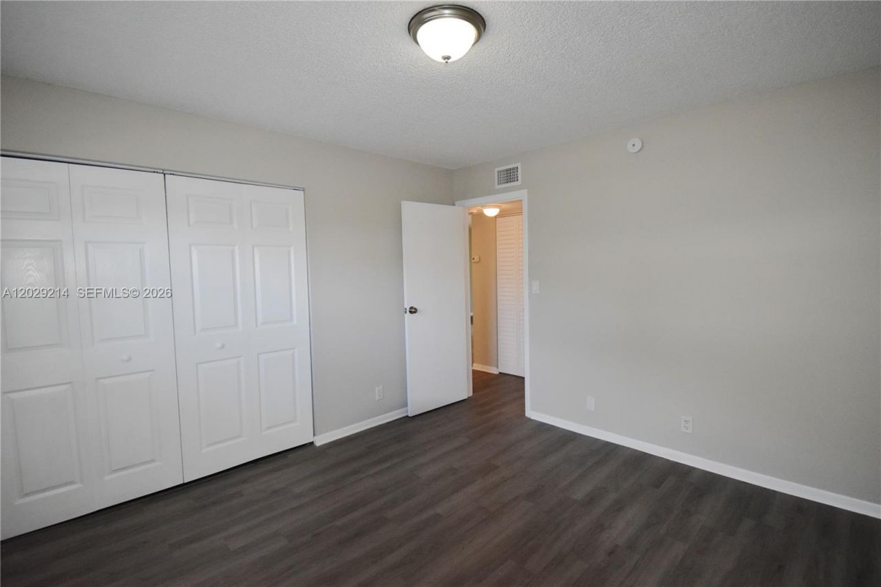 6080 NW 44th St , Unit 201, Lauderhill, FL 33319 Photo