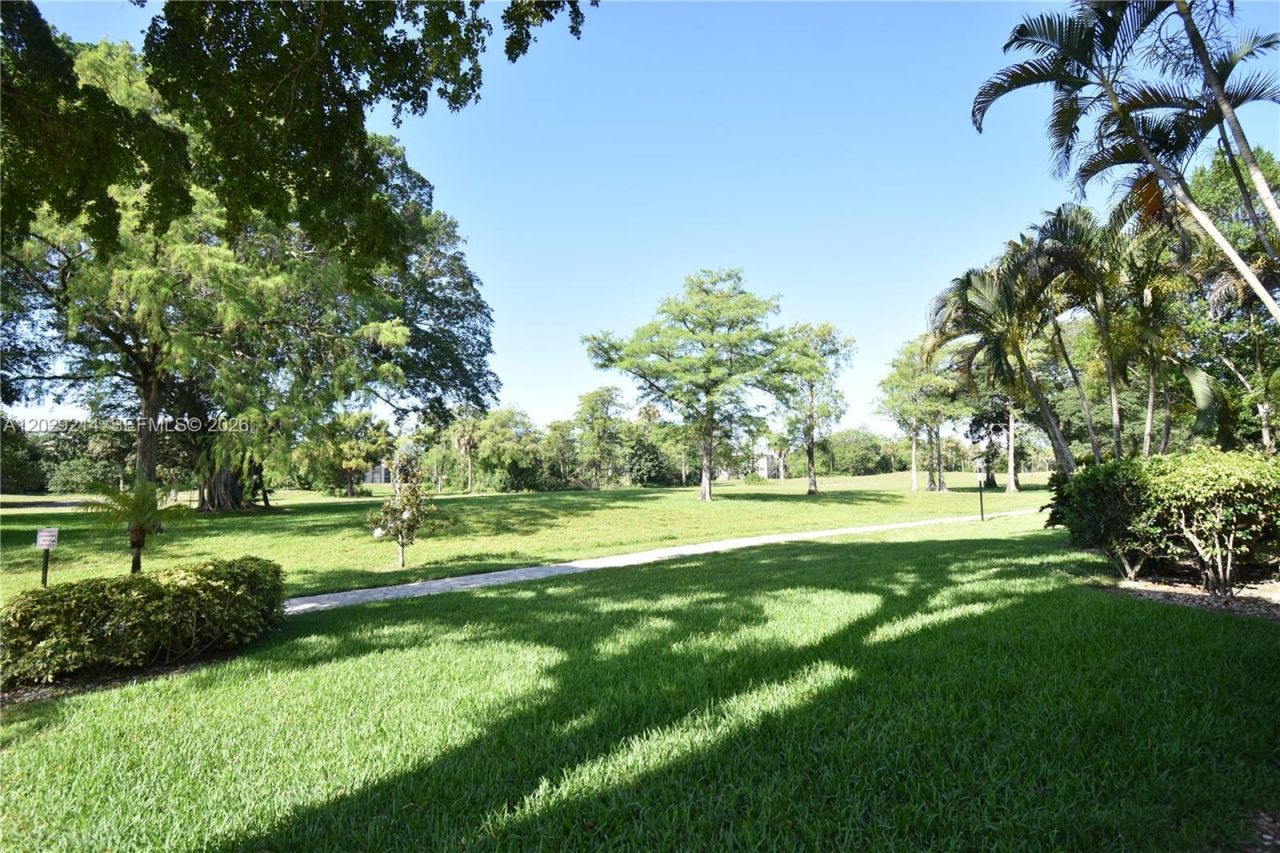 6080 NW 44th St , Unit 201, Lauderhill, FL 33319 Photo