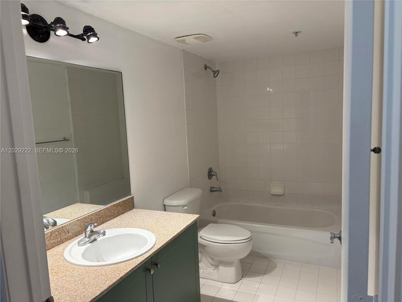60 NW 37th Ave, Unit 608, Miami, FL 33125 Photo