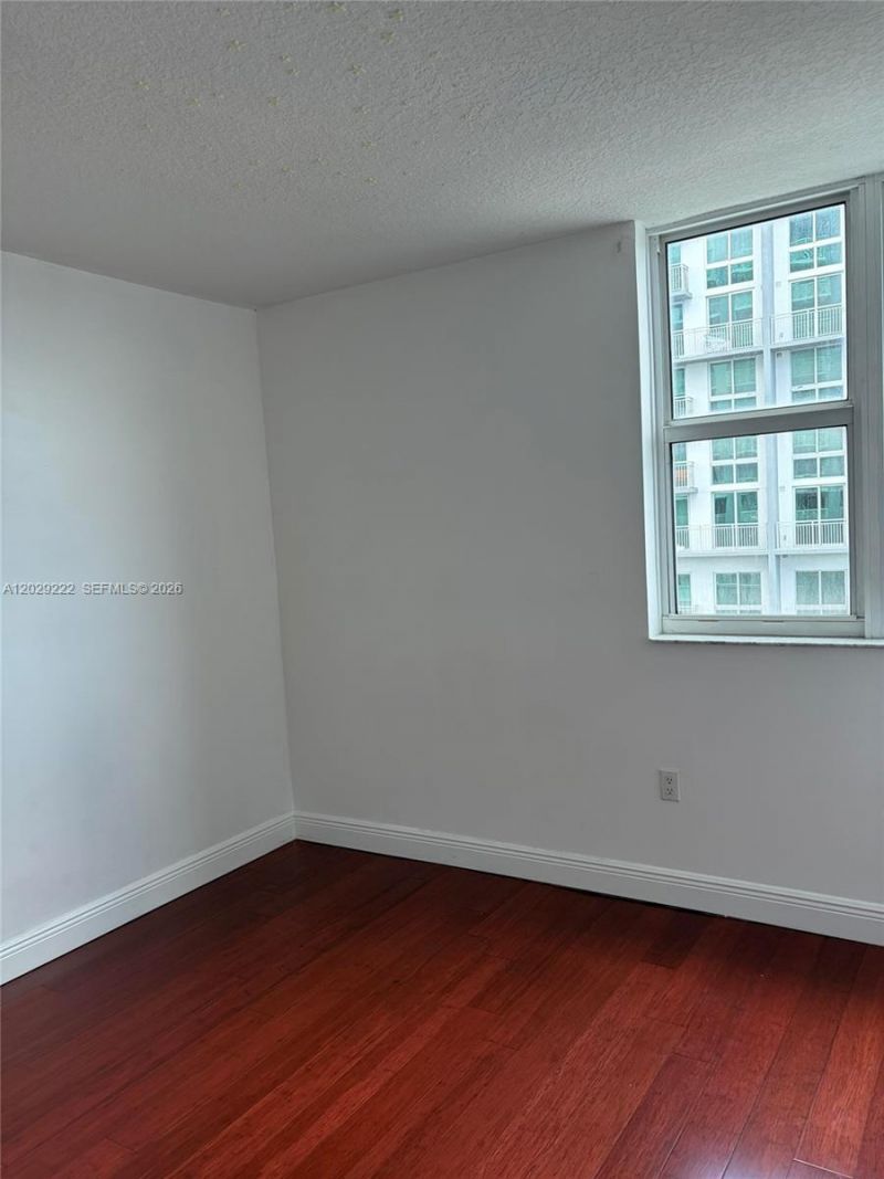 60 NW 37th Ave, Unit 608, Miami, FL 33125 Photo