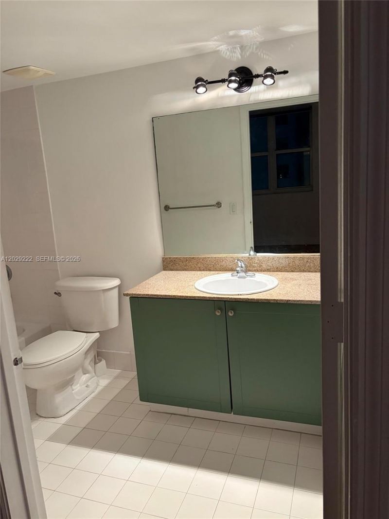 60 NW 37th Ave, Unit 608, Miami, FL 33125 Photo