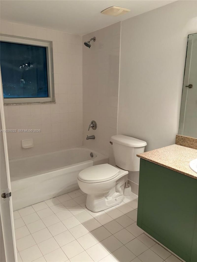 60 NW 37th Ave, Unit 608, Miami, FL 33125 Photo
