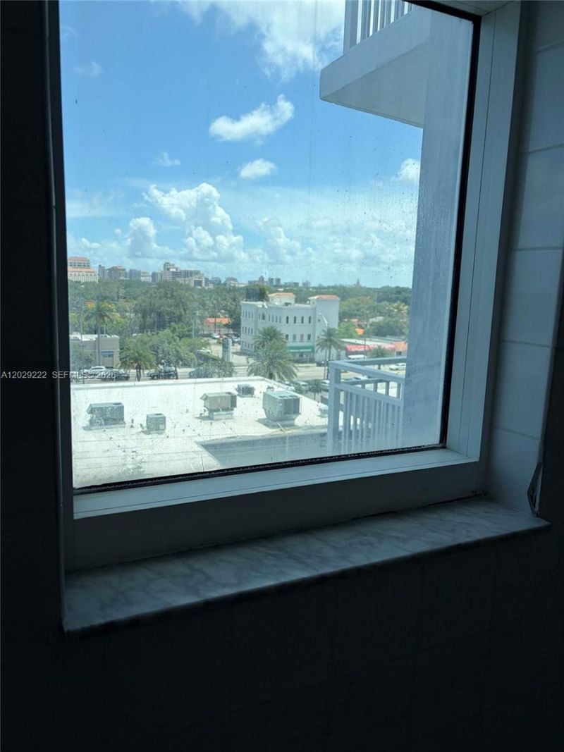 60 NW 37th Ave, Unit 608, Miami, FL 33125 Photo
