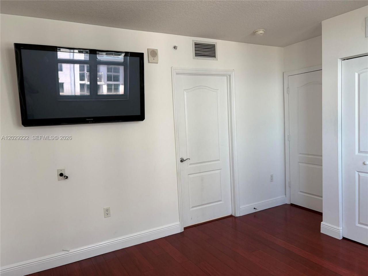 60 NW 37th Ave, Unit 608, Miami, FL 33125 Photo