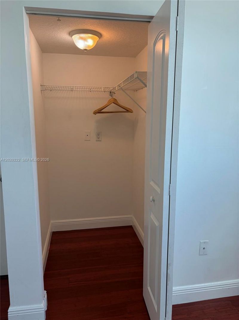 60 NW 37th Ave, Unit 608, Miami, FL 33125 Photo