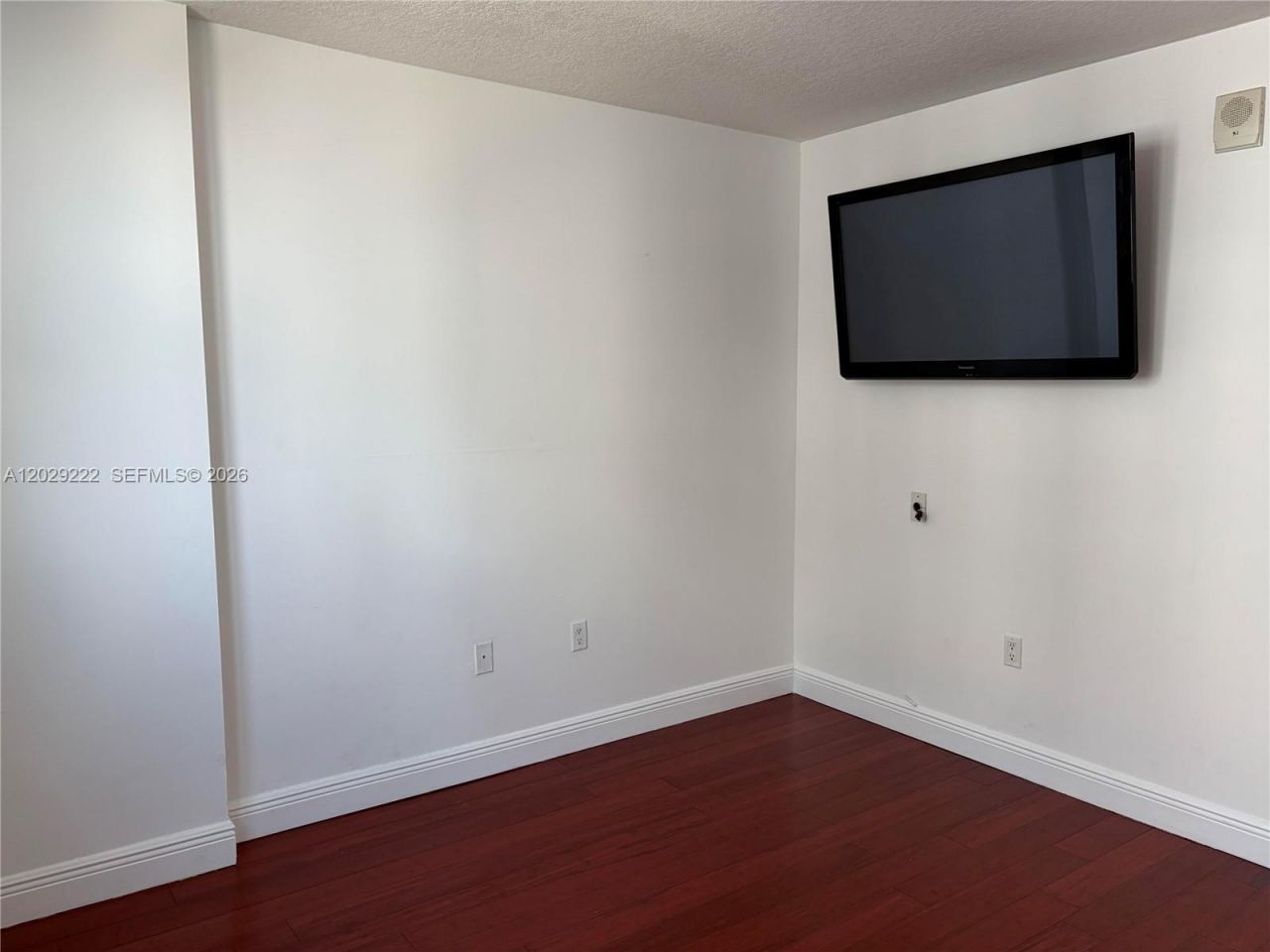 60 NW 37th Ave, Unit 608, Miami, FL 33125 Photo