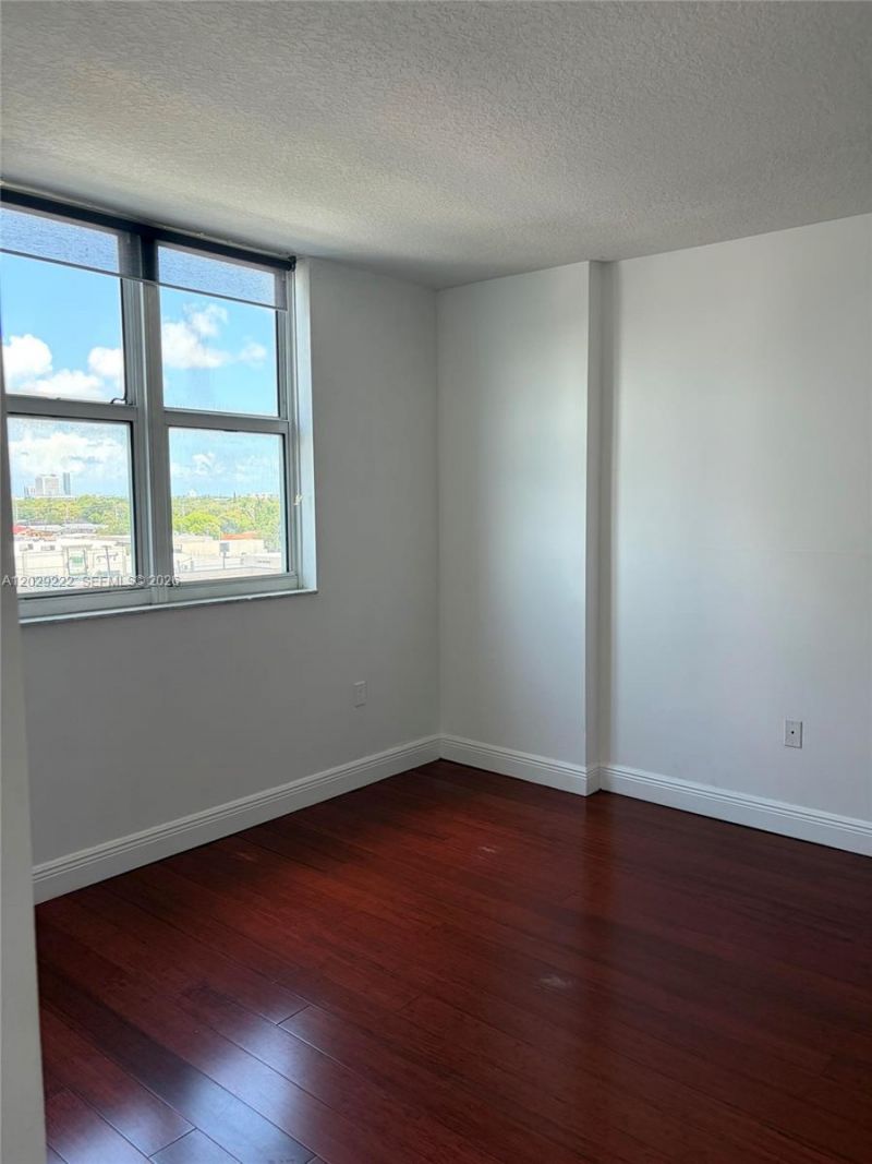 60 NW 37th Ave, Unit 608, Miami, FL 33125 Photo