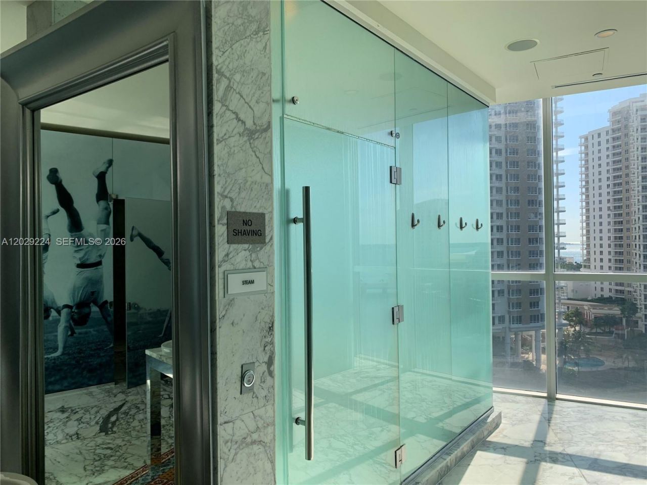 475 Brickell Ave , Unit 1611, Miami, FL 33131 Photo