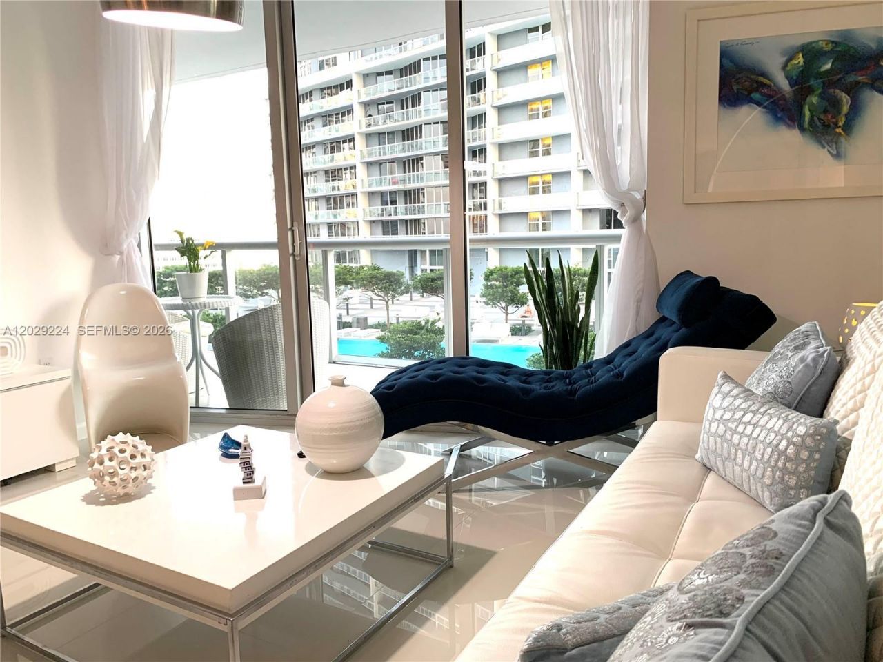 475 Brickell Ave , Unit 1611, Miami, FL 33131 Photo