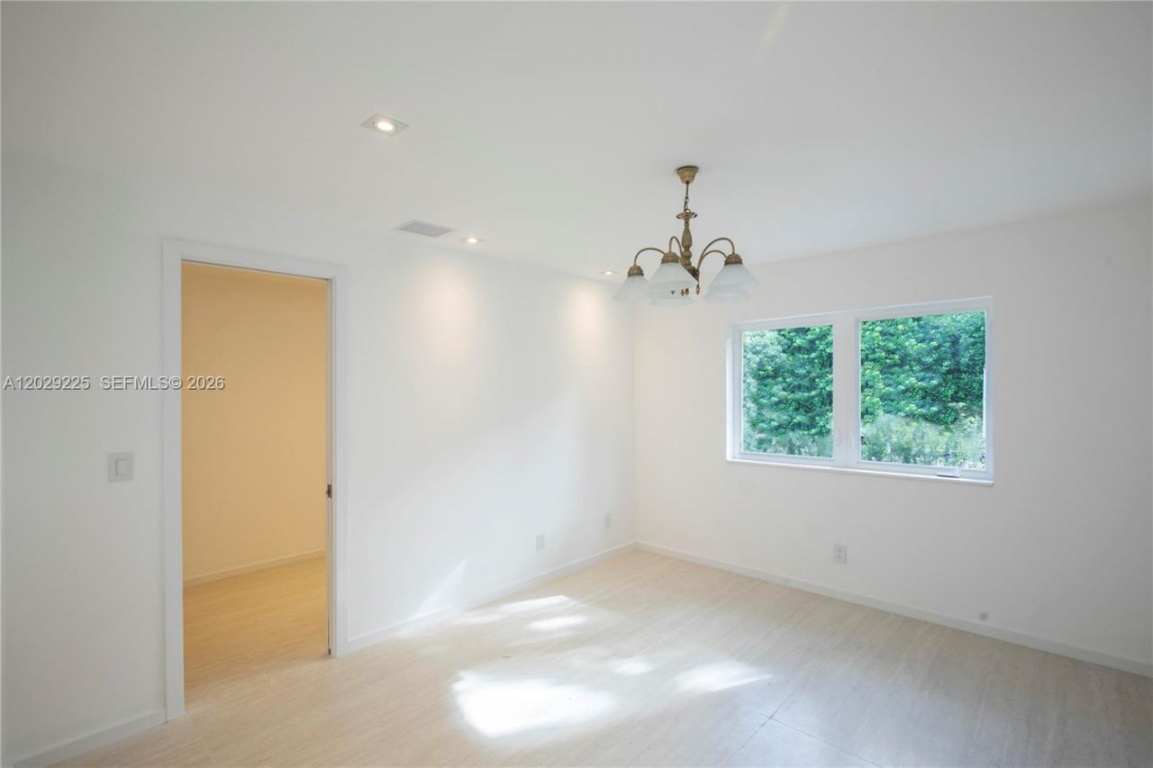145 S Prospect Dr , Coral Gables, FL 33133 Photo