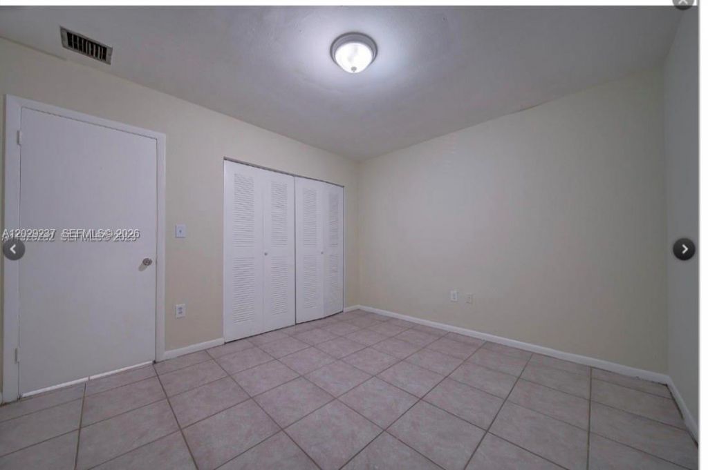 15182 E Loch Isle Dr E , Miami Lakes, FL 33014 Photo
