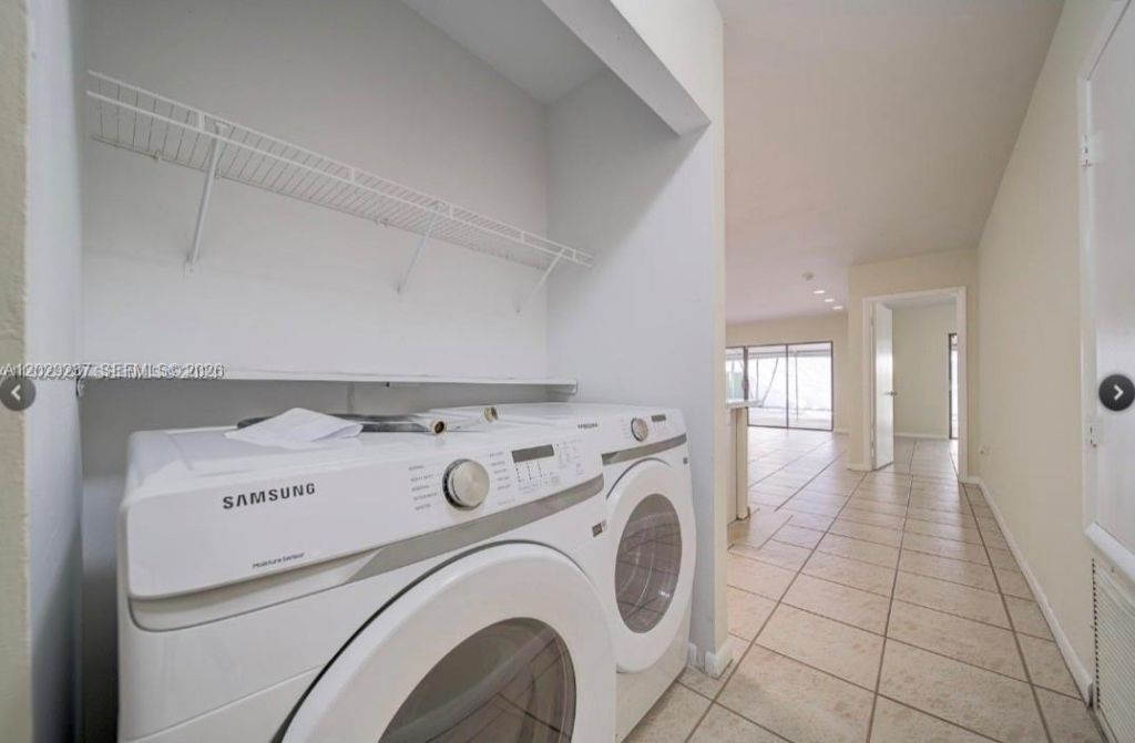 15182 E Loch Isle Dr E , Miami Lakes, FL 33014 Photo