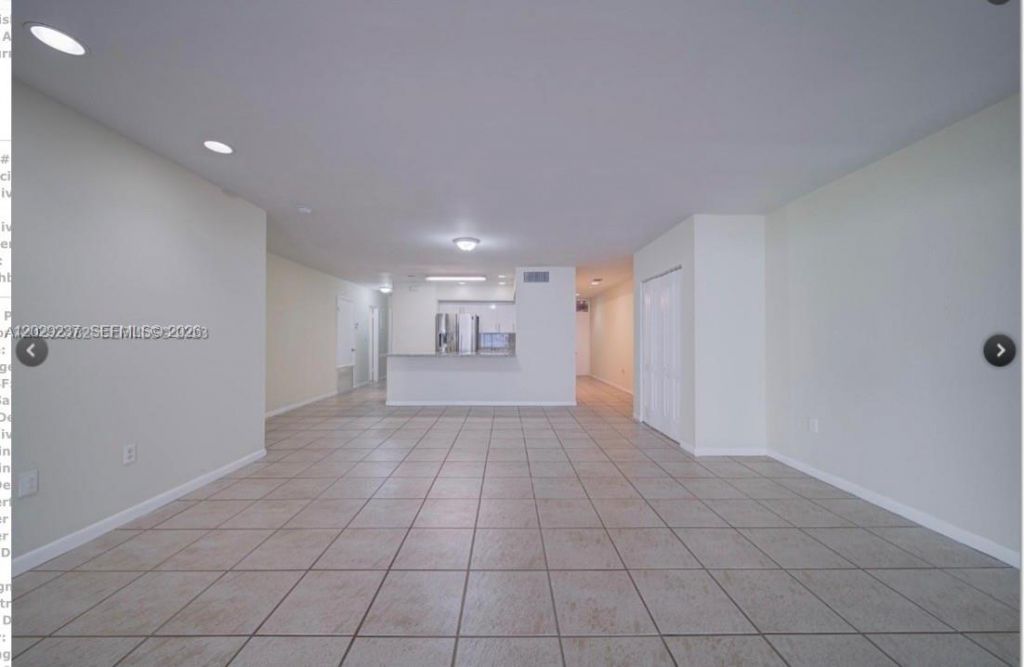 15182 E Loch Isle Dr E , Miami Lakes, FL 33014 Photo