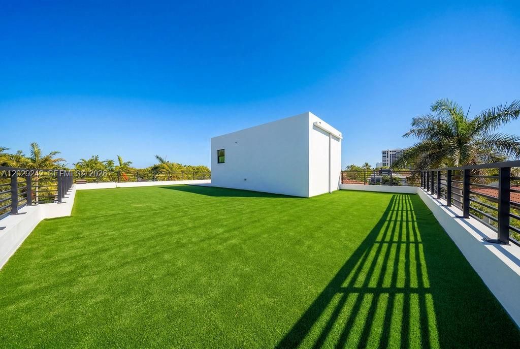 3318 NE 16th Pl, Fort Lauderdale, FL 33305 Photo