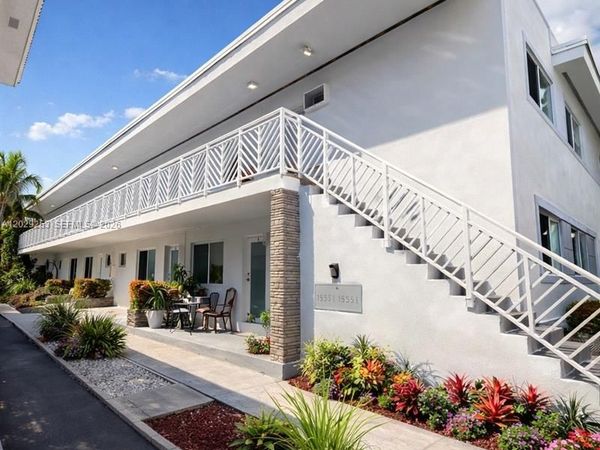 935 Bay Dr , Unit 9, Miami Beach, FL 33141