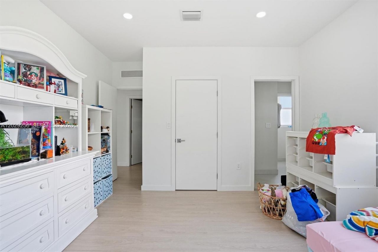 1417 NE 17th St , Fort Lauderdale, FL 33305 Photo