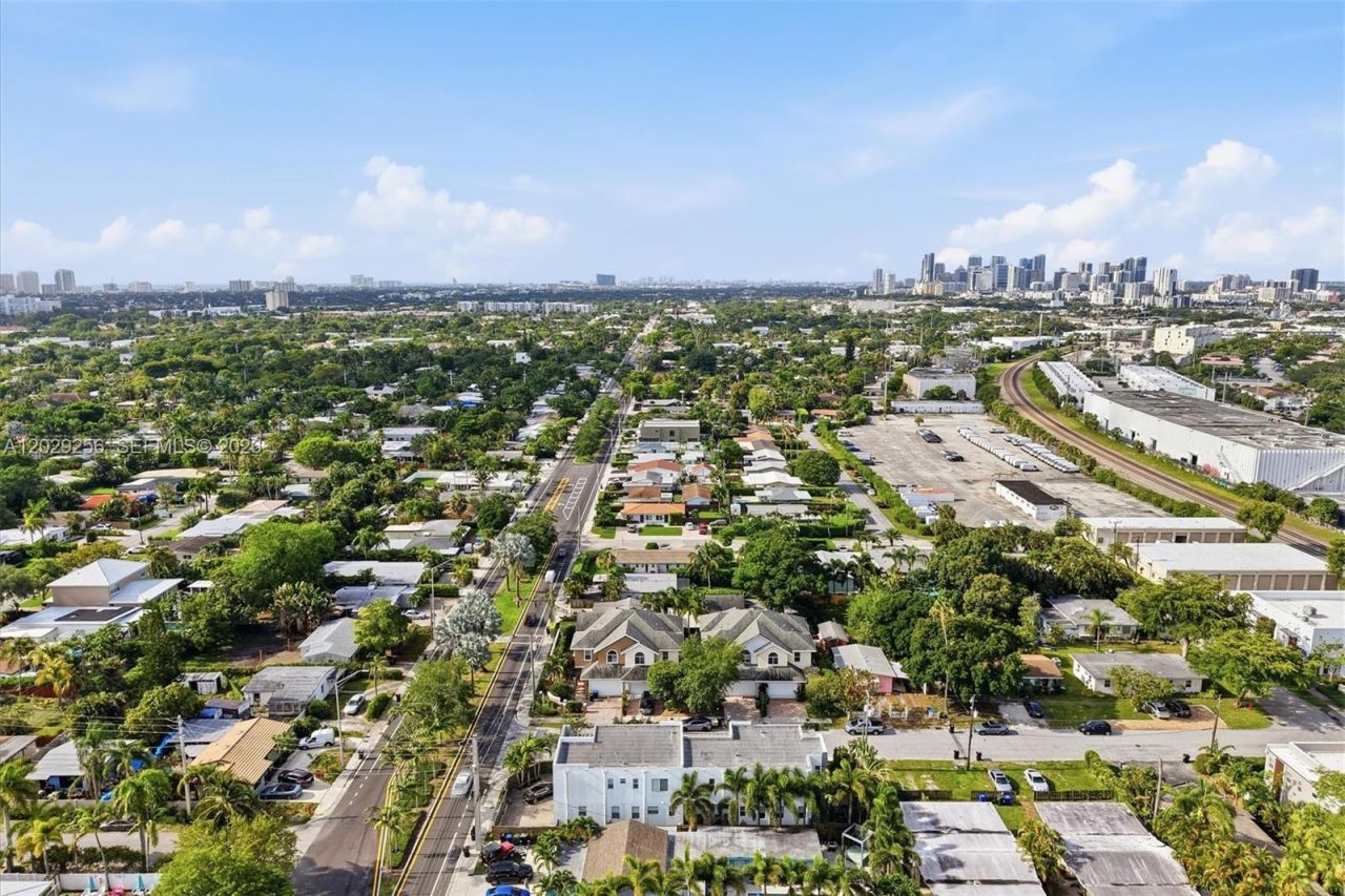 1417 NE 17th St , Fort Lauderdale, FL 33305 Photo