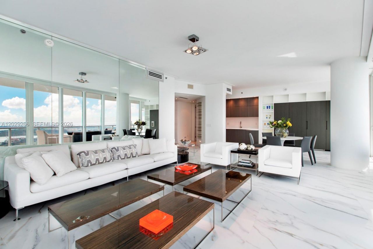 100 S Pointe Dr , Unit 3701, Miami Beach, FL 33139 Photo