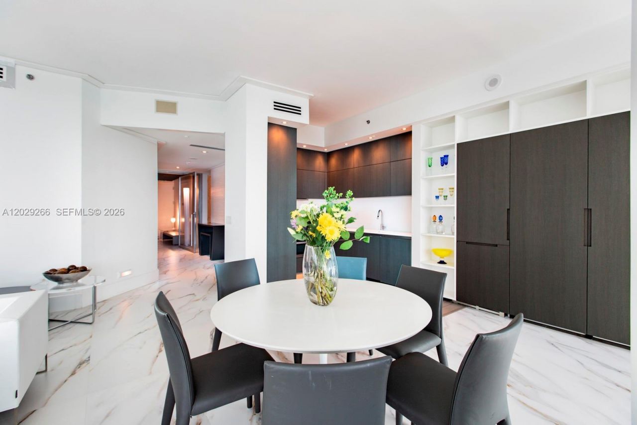100 S Pointe Dr , Unit 3701, Miami Beach, FL 33139 Photo
