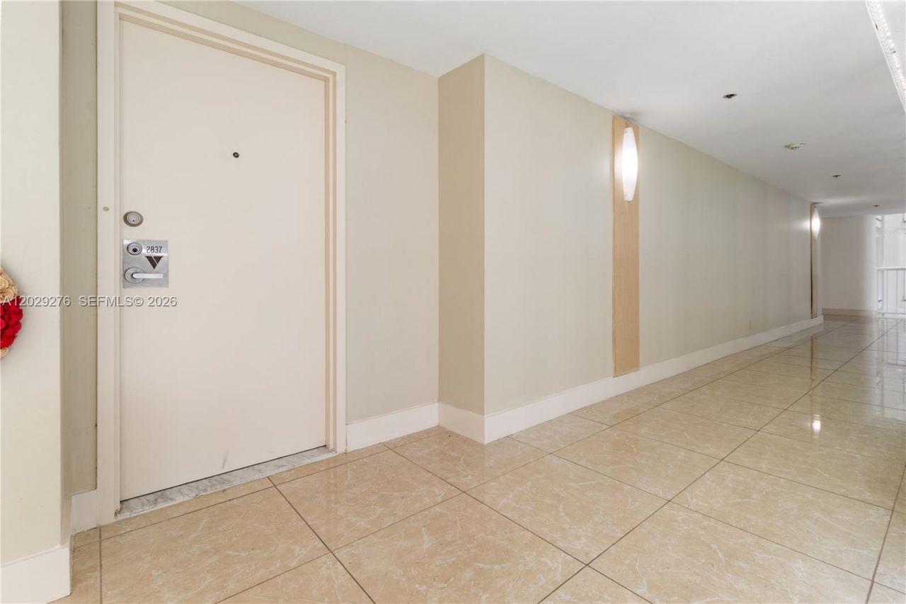 1717 N Bayshore Dr , Unit A-2837, Miami, FL 33132 Photo