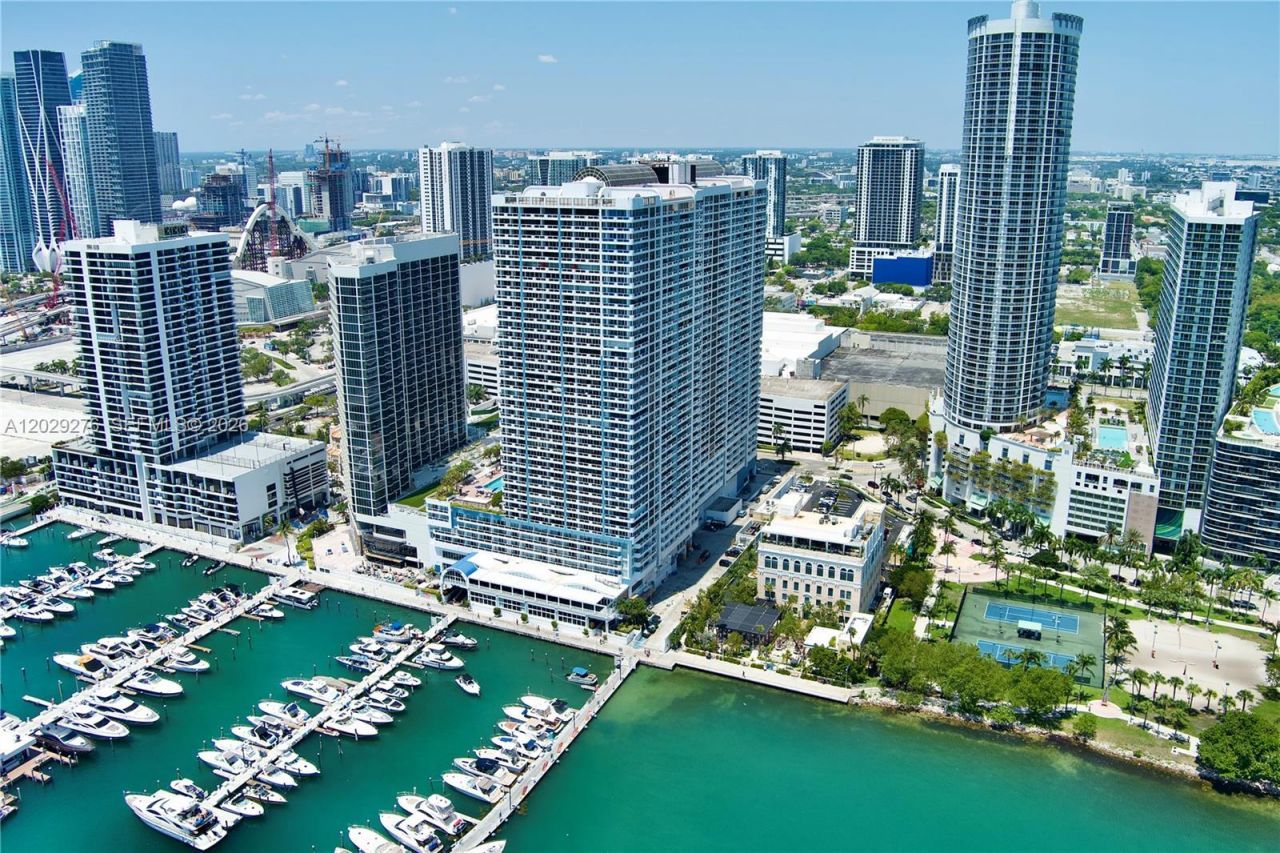 1717 N Bayshore Dr , Unit A-2837, Miami, FL 33132 Photo